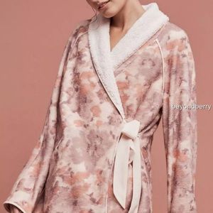 Anthropologie Lilka pink floral bathrobe M/L